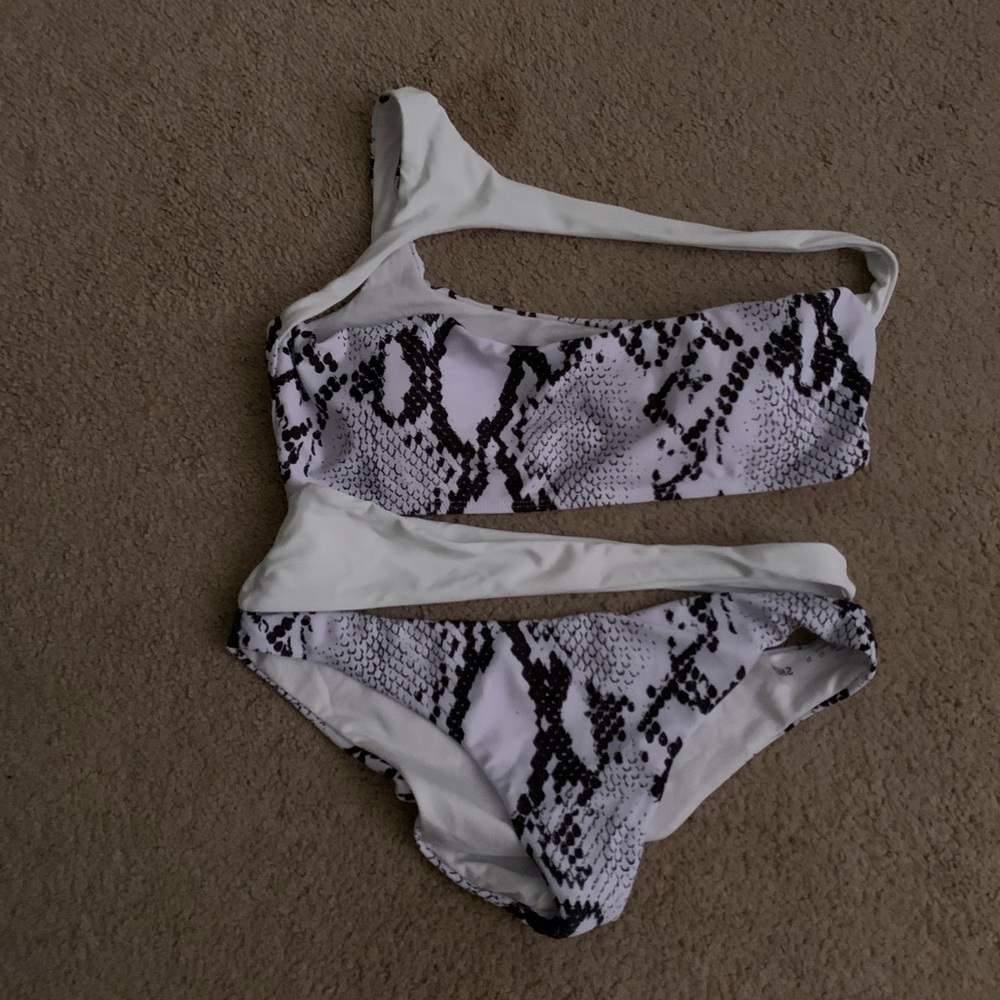 Black white bathing suit never wore got sent two